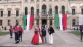 Giulia, Beatriz, and Barbara on the microphone in front of Villa Pisani for the Wizz Air Venicemarathon.